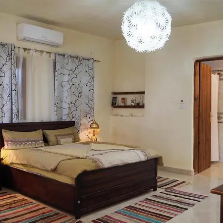 1089465486